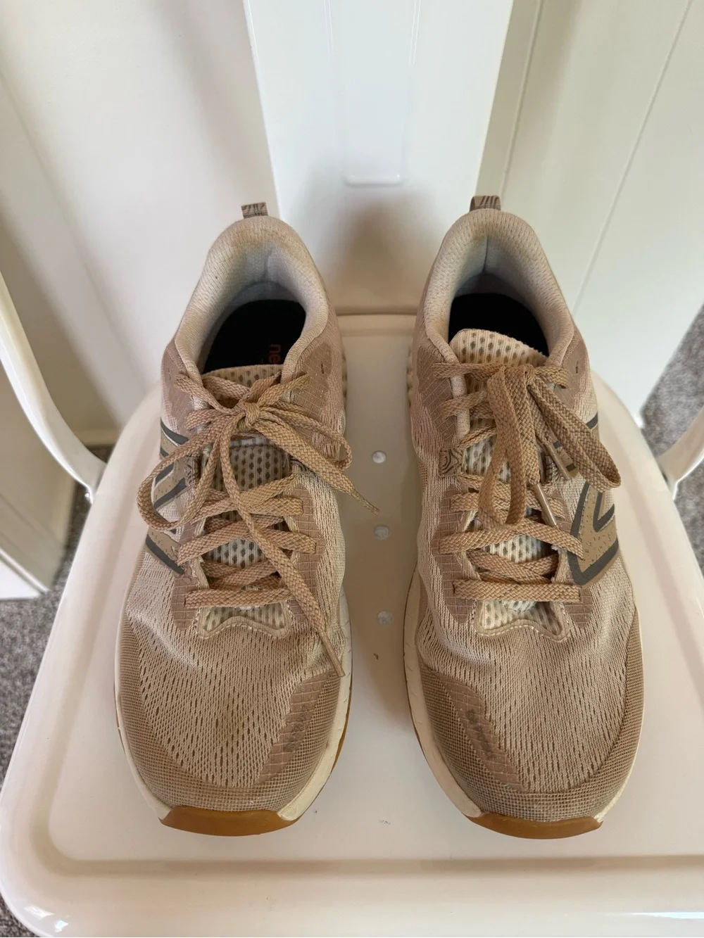 New Balance Women's Trail Sneaker - Focus Gray Calm Brown, size 1-